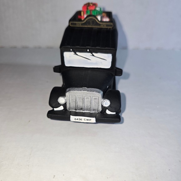 Department 56 Dickens Village VILLAGE EXPRESS VAN‎ - Special Edition #58653 - Picture 6 of 15